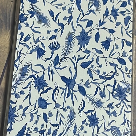 5for$10 Beautiful Feather Blue Floral iPhone 12 Phone Case Spring NWT - Picture 2 of 3